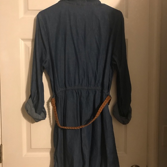 Dress - Picture 2 of 3